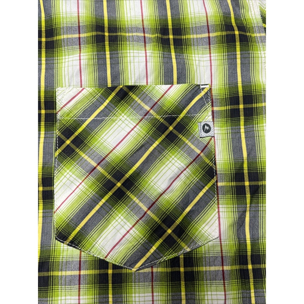 Marmot Short Sleeve Green Plaid Shirt Men's Medium **Small Stain** - Picture 3 of 16